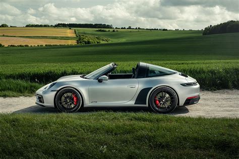 porsche targa 4 gts price.